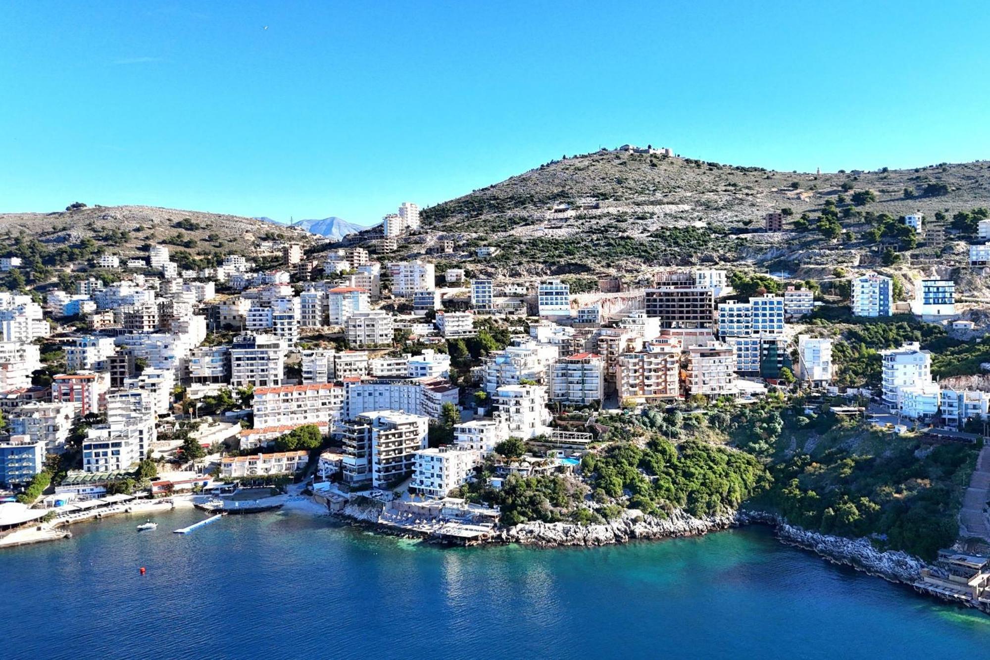 Apartmán Sunset Penthouse Sarandë Exteriér fotografie