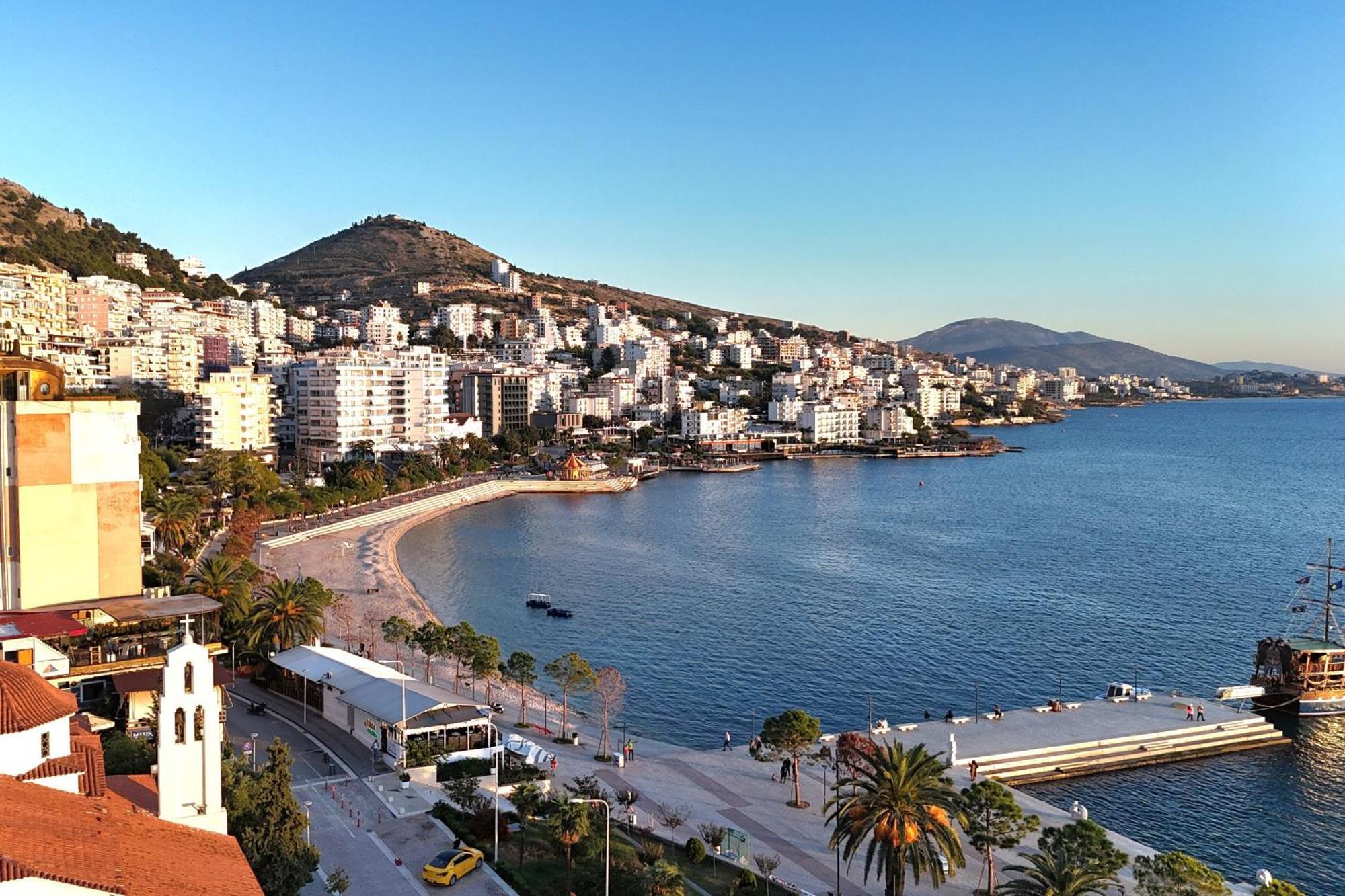 Apartmán Sunset Penthouse Sarandë Exteriér fotografie