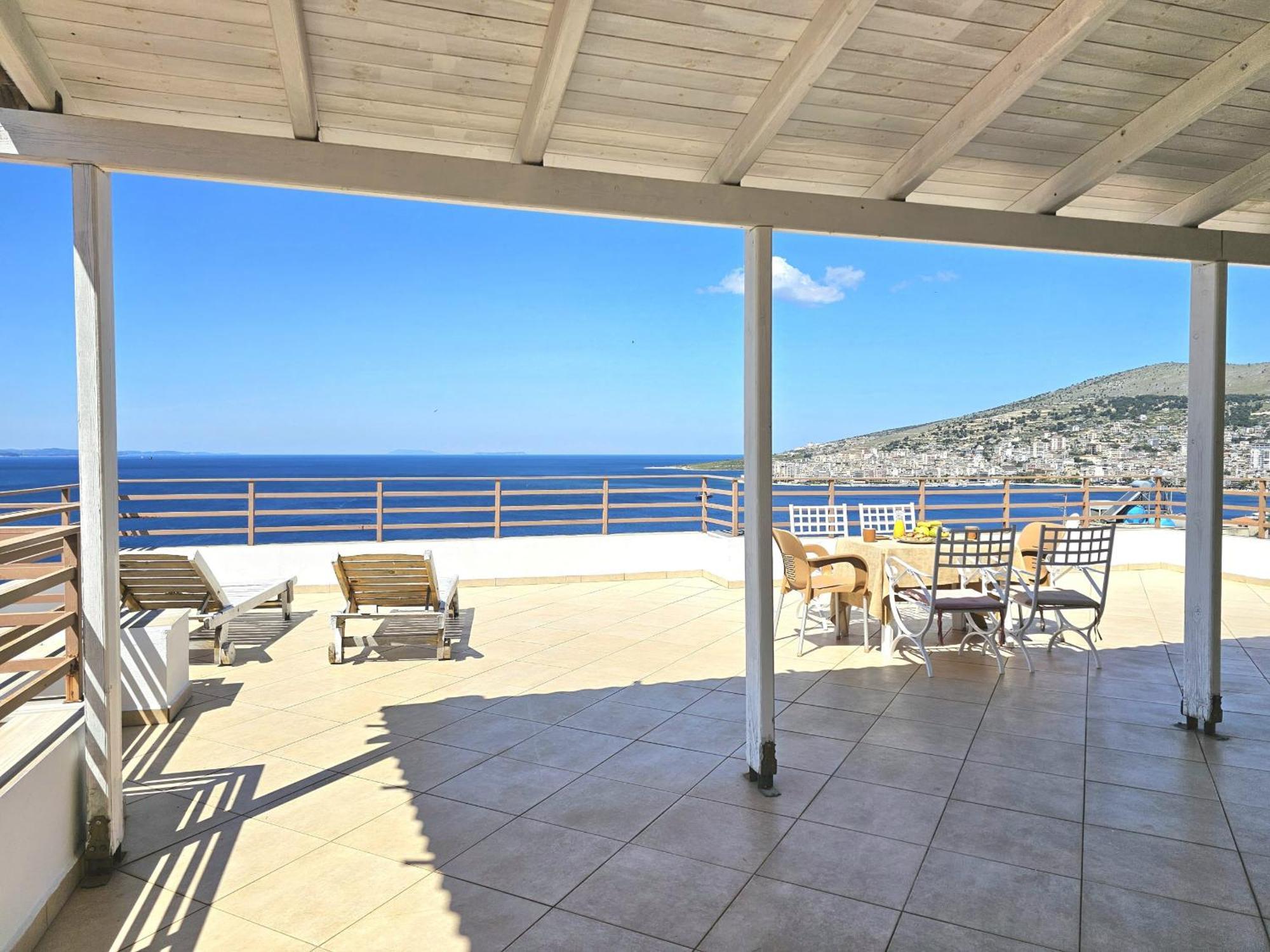 Apartmán Sunset Penthouse Sarandë Exteriér fotografie